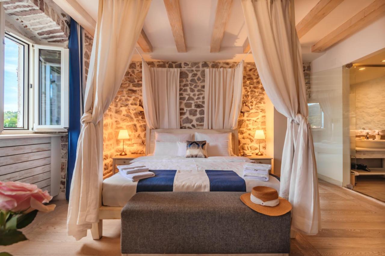 Boutique Hotel Capitano Herceg Novi Eksteriør billede