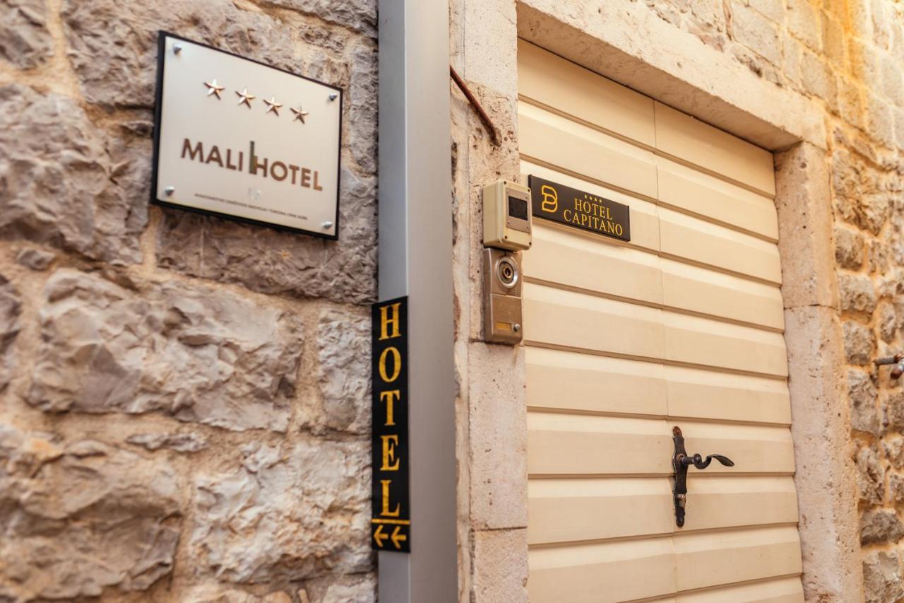 Boutique Hotel Capitano Herceg Novi Eksteriør billede