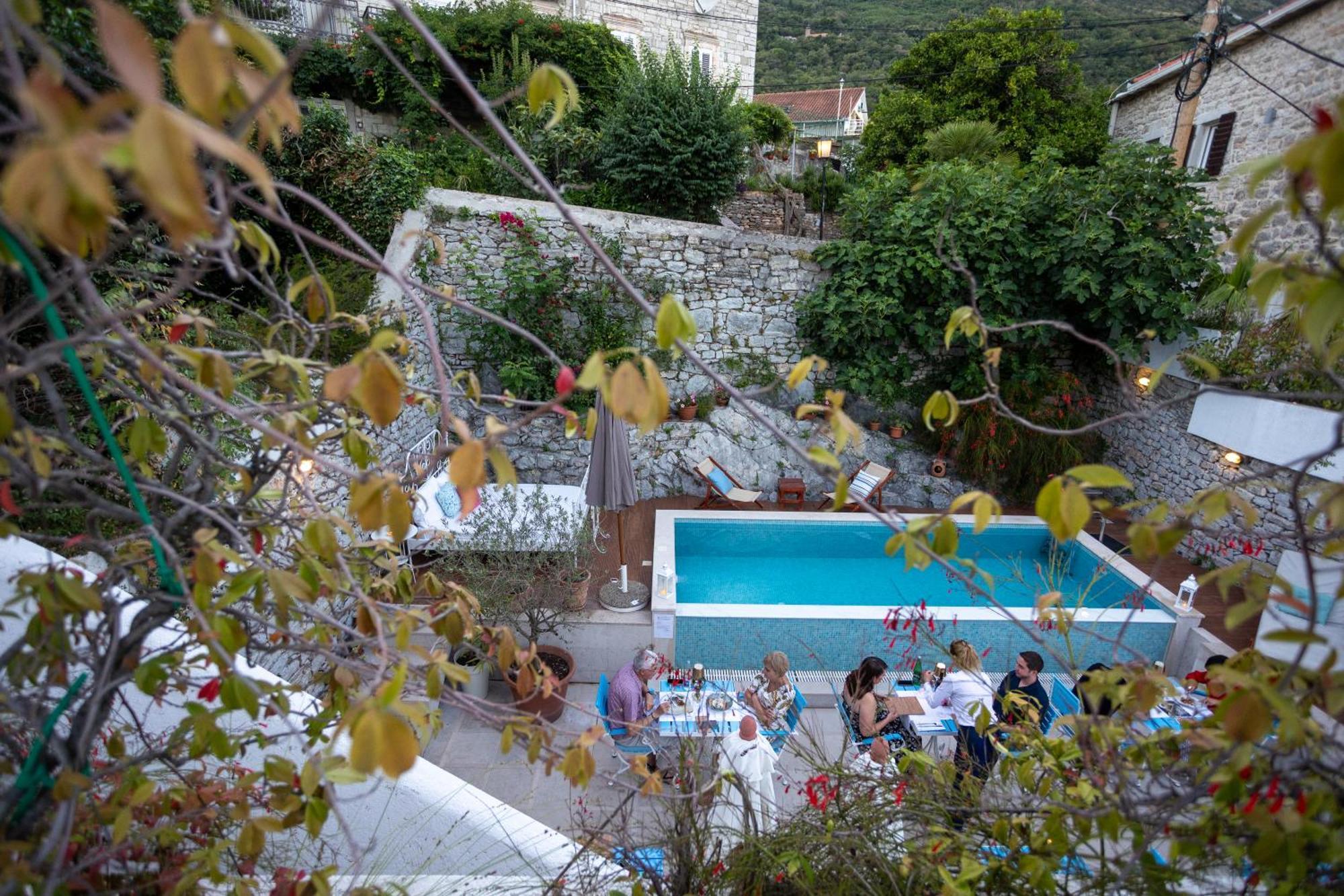 Boutique Hotel Capitano Herceg Novi Eksteriør billede